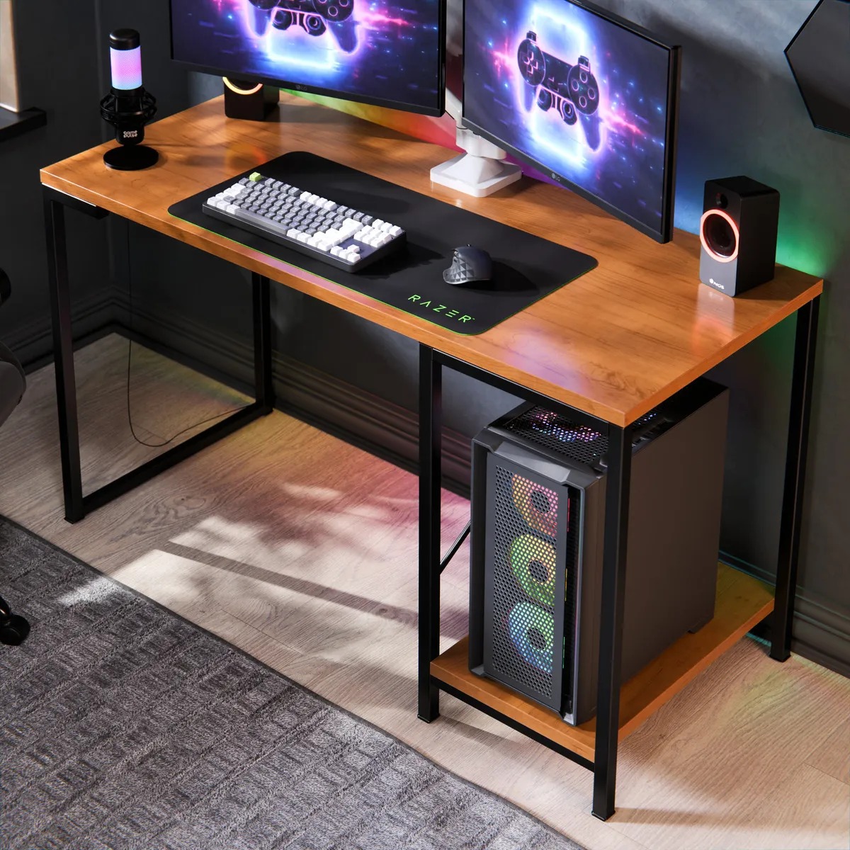Escrivaninha Gamer Tokyo MDF Mesa Para Computador Home Office E Estudos Com Suporte Para CPU E Prateleira Lateral Estrutura Em Aço Estilo Industrial Design Moderno Amplo Cor Canela Preto