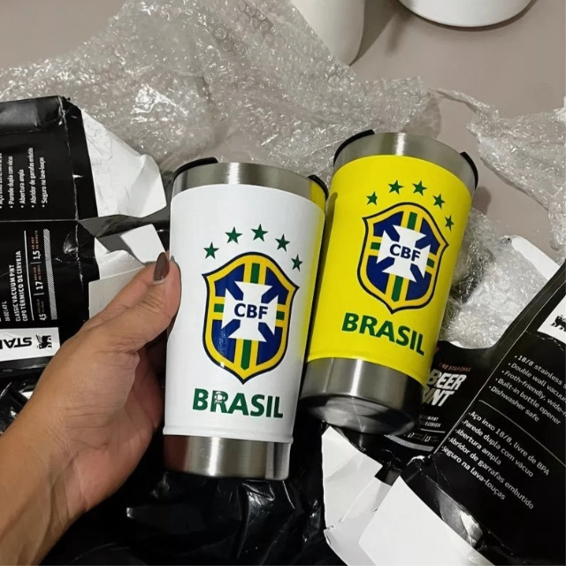 Copo Térmica Aço Inoxidavel Copa do Mundo Time do Brasil com Tampa E Abridor 473ml